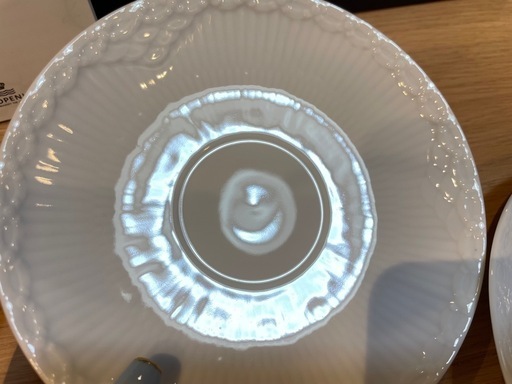 A7107【ロイヤルコペンハーゲン】ホワイトフルーテッドハーフレース コーヒーカップ＆ソーサー ペア