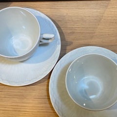 A7107【ロイヤルコペンハーゲン】ホワイトフルーテッドハーフレース コーヒーカップ＆ソーサー ペアの画像
