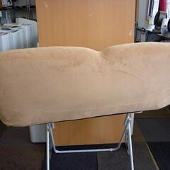 ☆2人掛けソファ ローソファ 幅1290mm 奥行710～970mm 高さ140～460mm 座面幅920mm イエロー アームソファ 肘掛けあり 札幌 北20条店の画像