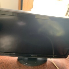 液晶テレビ