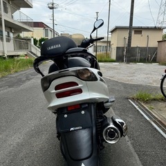 マジェスティ125の画像
