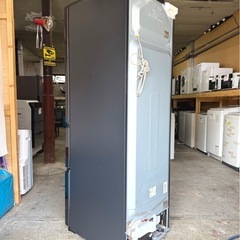 札幌引取り歓迎【6ヵ月保証付き】 美品 21年製 日立 HITACHI 315L 3ドア冷蔵庫 R-V32NV(K) ブリリアントブラックの画像