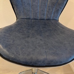お取引完了☑️ ありがとうございました😊《 紺色×シルバー 》 お洒落なカウンター/バーチェアの画像
