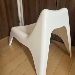 IKEA チェア　子ども用　椅子　の画像