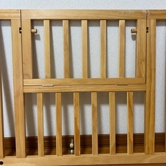 日本育児 たためる 木製サークル  フレックス8枚セット ドア付きの画像