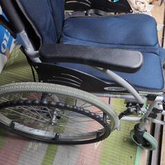 車椅子の画像