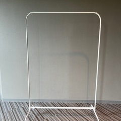 《 ホワイトでシンプル 》ハンガーラック ／ 軽量＆組立カンタン