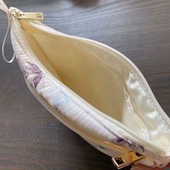 ポーチ
の画像