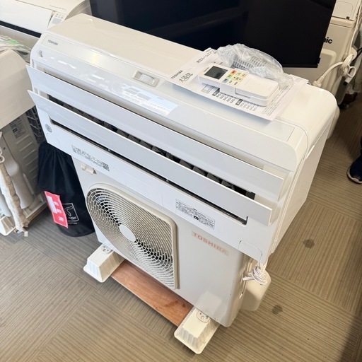 【超美品‼️】定価15万♪ 東芝 2023年製 6畳用エアコン 大清快 プラズマ空清 フィルター自動お掃除 スマホ遠隔操作 100V/