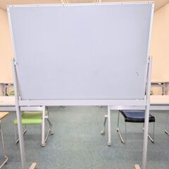 キャスター付きホワイトボード（両面タイプ）の画像