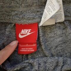 アメリカ購入古着！七分丈　ナイキNIKE　レディース　パンツの画像