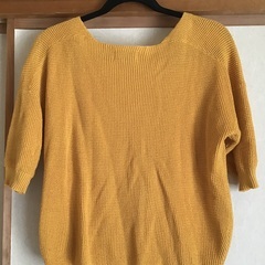 AZUL BY MOUSSY トップス S イエローの画像