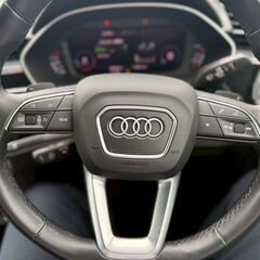 アウディ　Q3　35TFSI　車検2年付　R4年車　ETC2.0　全周囲カメラ　クルーズコントロール　走行距離4.9万キロの画像