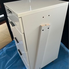 美品 ニトリキャビネット　白の画像