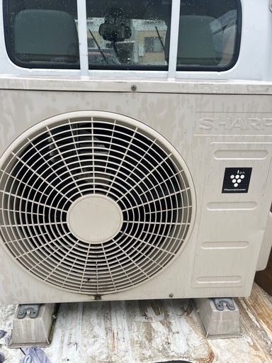 シャプ　エアコンです