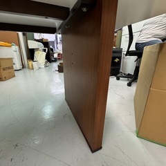 ダイニングテーブルの画像