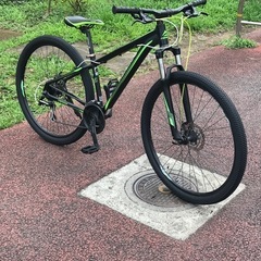 パーツ新品多数！通勤通学にもおすすめのマウンテンバイク リユースマウンテンバイク MERIDA BIG NINE 20 価格を抑えてマウンテンバイクを始めたい方におすすめ！！の画像