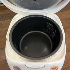 ZOJIRUSHI 象印 マイコン 炊飯ジャー 炊飯器の画像