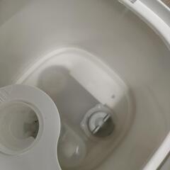 ニトリ らく給水アロマ加湿器 BRI-N-32119S 2024年製 ホワイト ①の画像