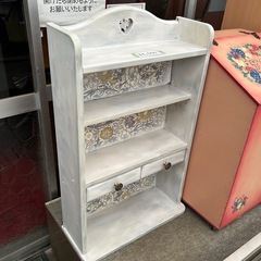 ハートが可愛い木製の棚/雑貨や小物、本に！