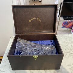 ▼値下げ▼花瓶 BOHEMIA クリスタルガラス  箱付き 店頭販売 南区花畑の画像