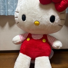 取引中　ハローキティ　超BIG　ぬいぐるみ
