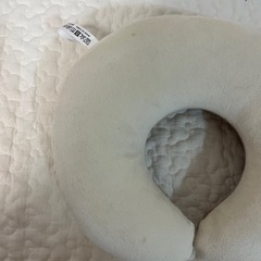 エールべべ♡チャイルドシート用まくらの画像