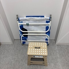 サマーベッドと折り畳み椅子セットの画像