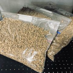 【配送限定・送料込み】鹿沼産 赤玉土 小粒 約8L（参考リンクあり）