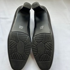 黒のパンプス 　の画像