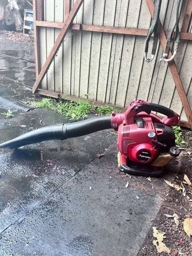 ゼノア　HBZ260EZ ジャンク扱い