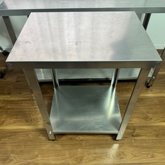 【テンポスオリジナル】ステンレス作業台 2台セットの画像