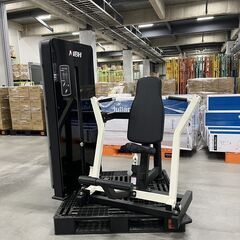 チェストプレスマシン(SPORTEC2024展示品)の画像