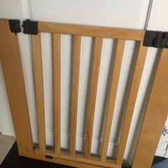 日本育児　ベビーゲートの画像