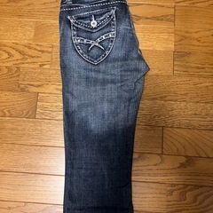 美品✨ビジュデニムの画像