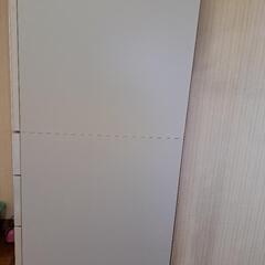 食器棚の画像