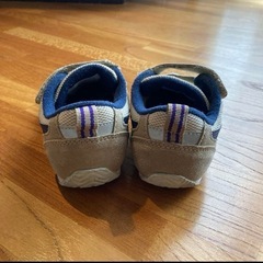 ASICS スクスク ベビー スニーカー ベージュ/ネイビー　14cmの画像