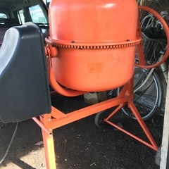 コンクリートミキサー　中古の画像