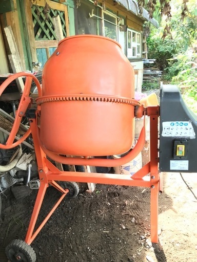 コンクリートミキサー　中古