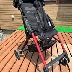 値下げ！！　ベビーカー　コンビ♡F2 AB-240カーマインレッド　軽量ブラック/レッドの画像