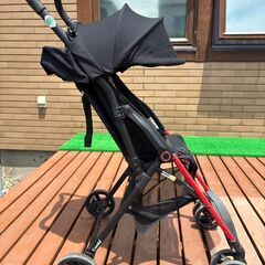 値下げ！！　ベビーカー　コンビ♡F2 AB-240カーマインレッド　軽量ブラック/レッドの画像