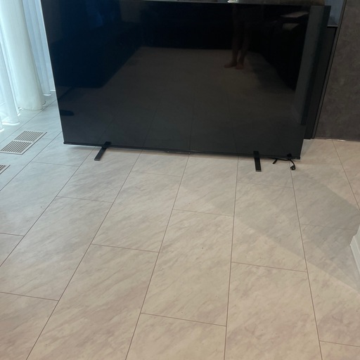 REGZA  65インチ　画面割れ