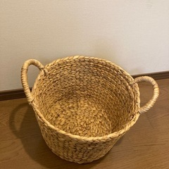 カゴの画像