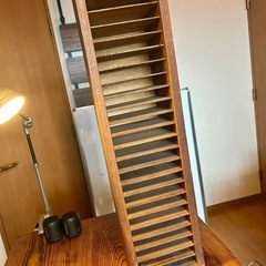 アンティーク 木製ラックの画像
