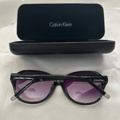 【Calvin Klein】サングラスの画像