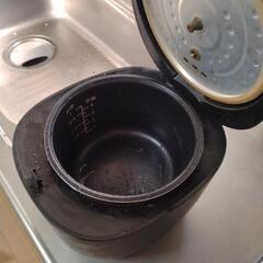 4合だき炊飯器の画像