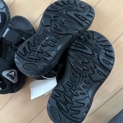 新品 ミキハウス 16cm 黒 サンダル 兄弟でお揃いなどいかがですか？？の画像