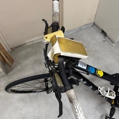 クロスバイク※タイヤパンクの画像