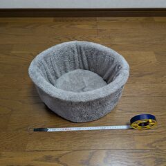 無料 ほぼ未使用 ねこちゃん用ベッド(小柄な子 / 小さなワンち...