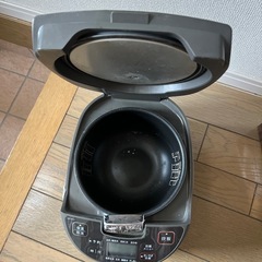 SHARP炊飯器　5.5号炊きの画像